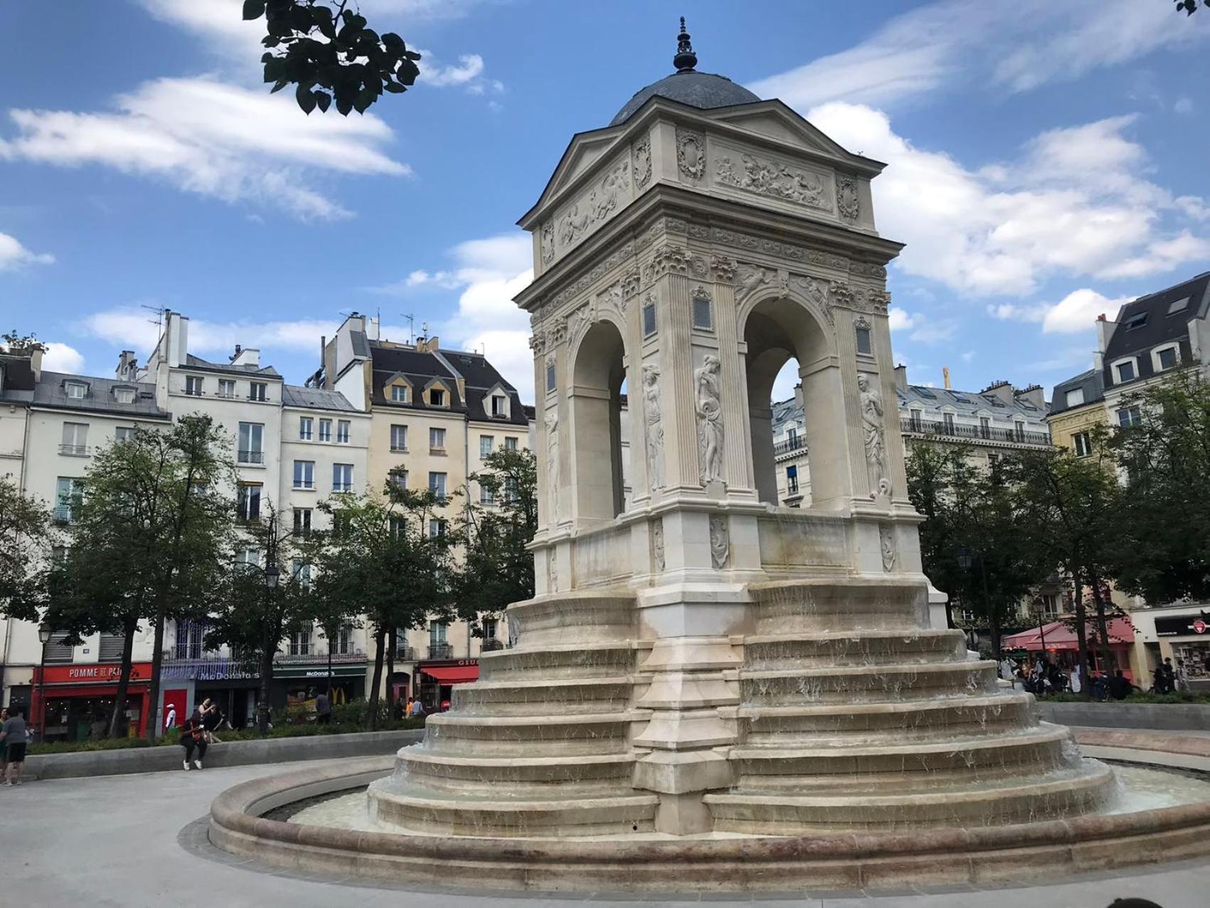 Apart Merryland Paris Chatelet Exterior photo